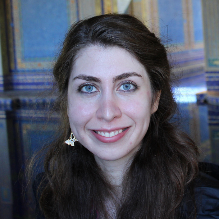 Farnaz Jahanbakhsh headshot